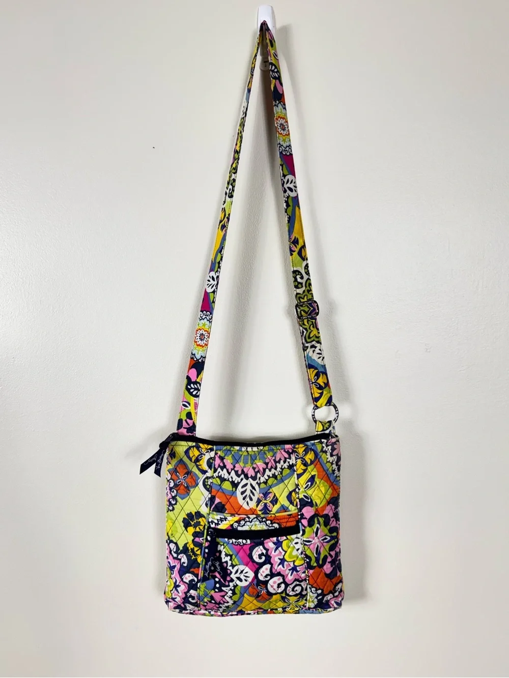 Vera Bradley Rio Crossbody Bag Hipster Retired Quilted Cotton Bohemian